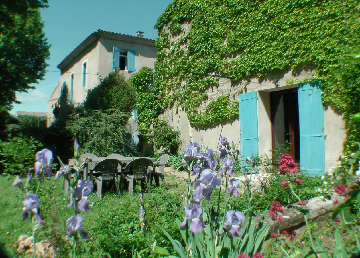 Le Moulin Des Ocres Villa Apt Exteriör bild